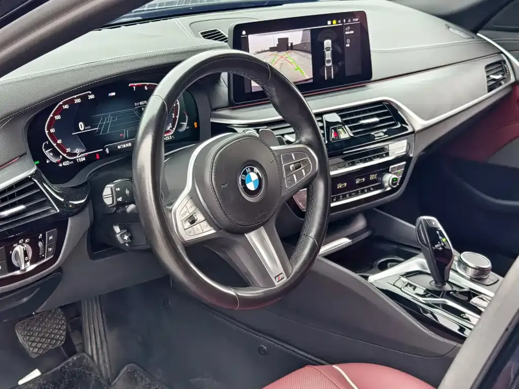 BMW 5 Series — фото 4