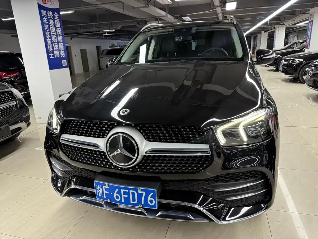 Mercedes-Benz GLE — фото 1