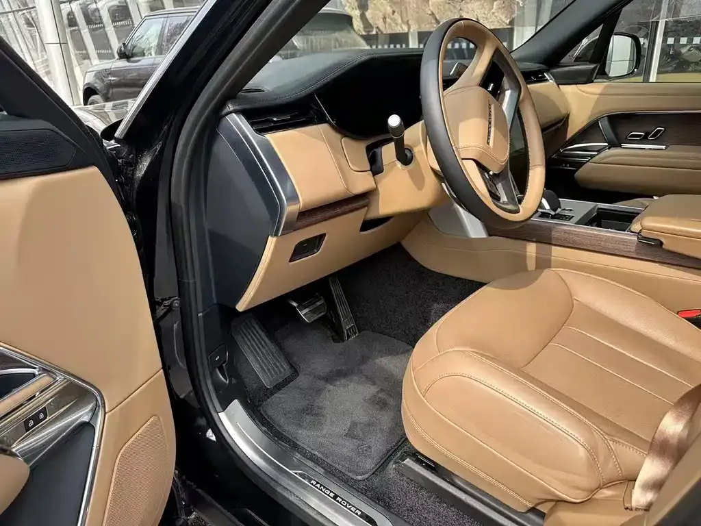 Land Rover Range Rover 2024 из CN, фото 4