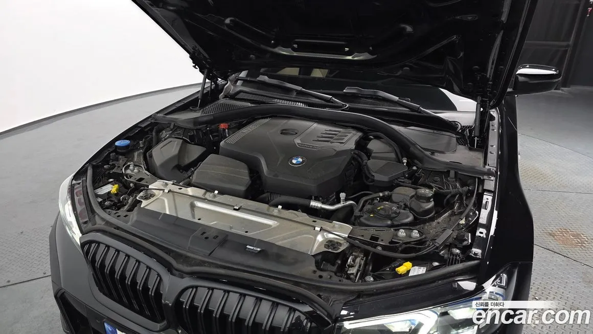 BMW 3-Series 2024 из KR, фото 5