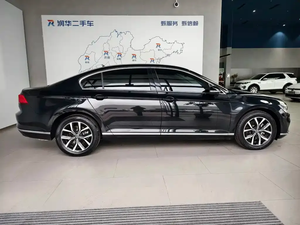 Volkswagen Magotan 2022 из CN, фото 8