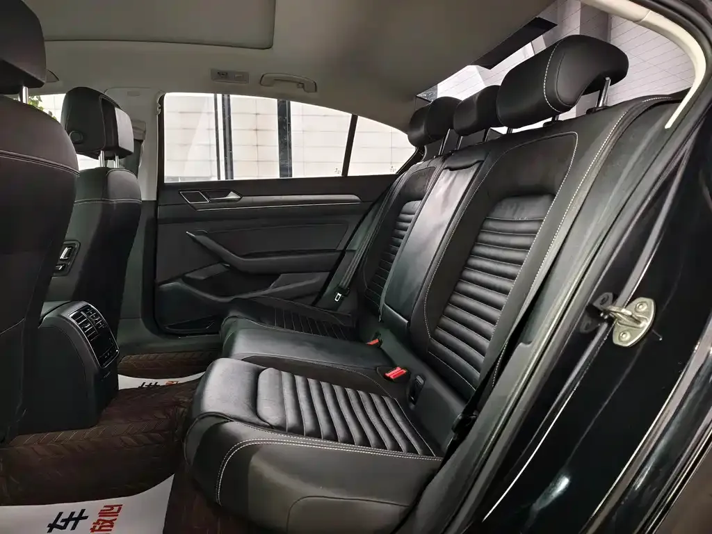 Volkswagen Magotan 2022 из CN, фото 6