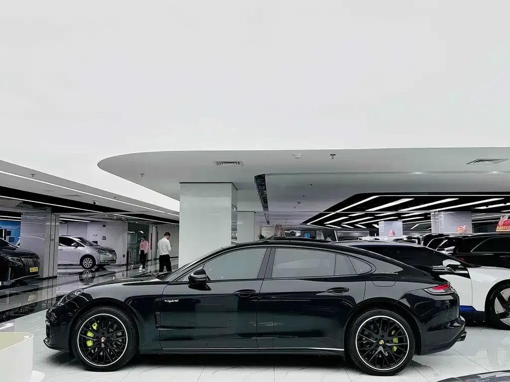Porsche Panamera Hybrid — фото 5