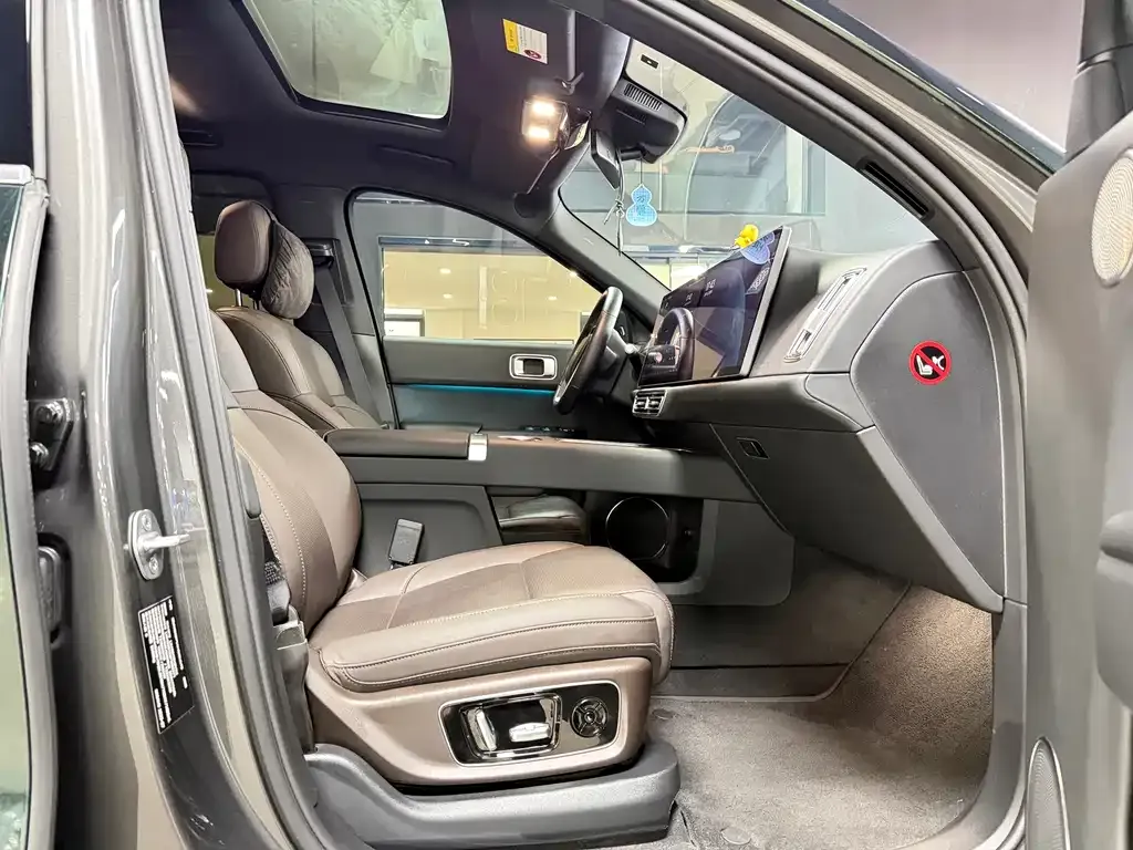 Li Auto Li L8 2023 из CN, фото 7