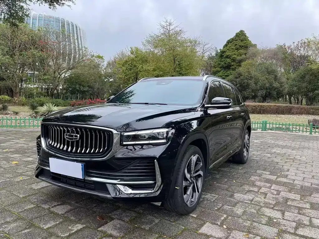 Geely Xingyue L — фото 1