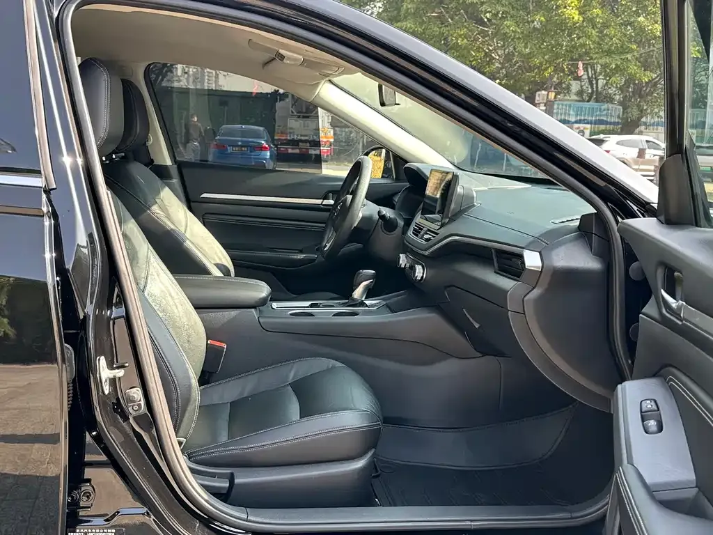 Nissan Teana 2021 из CN, фото 7
