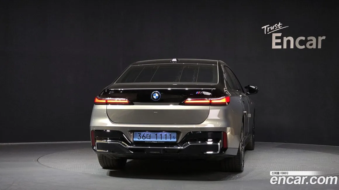 BMW i7 2024 из KR, фото 7