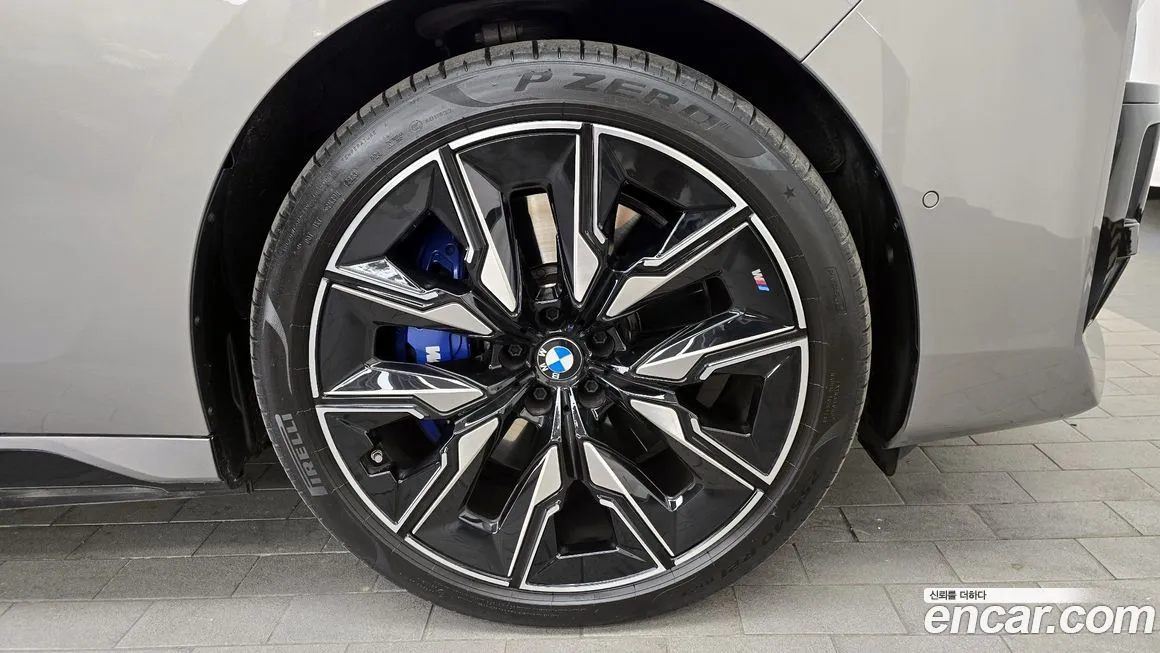 BMW i7 2024 из KR, фото 9