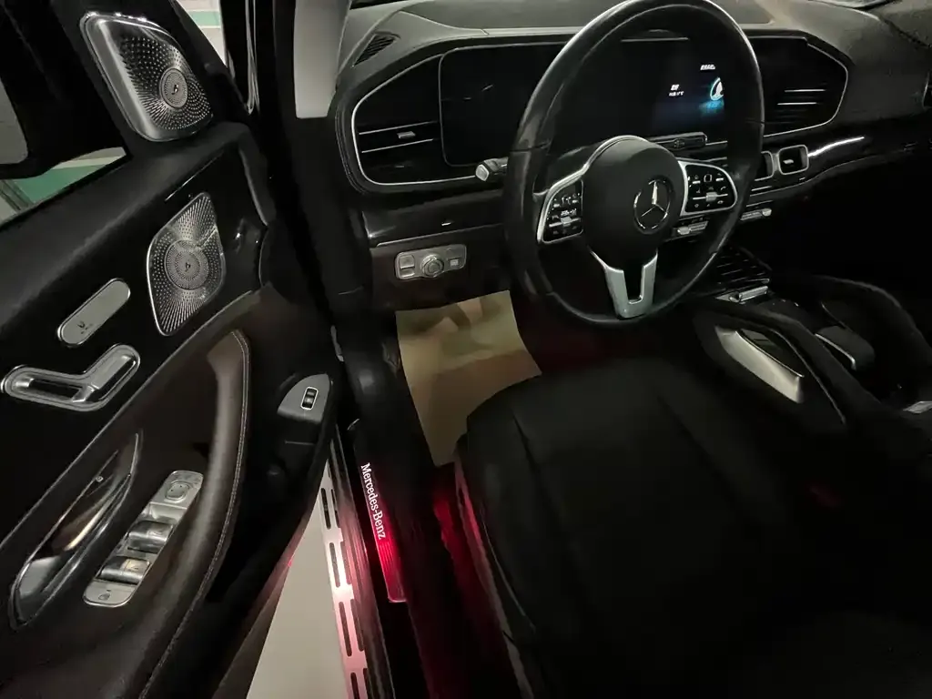Mercedes-Benz GLE — фото 4
