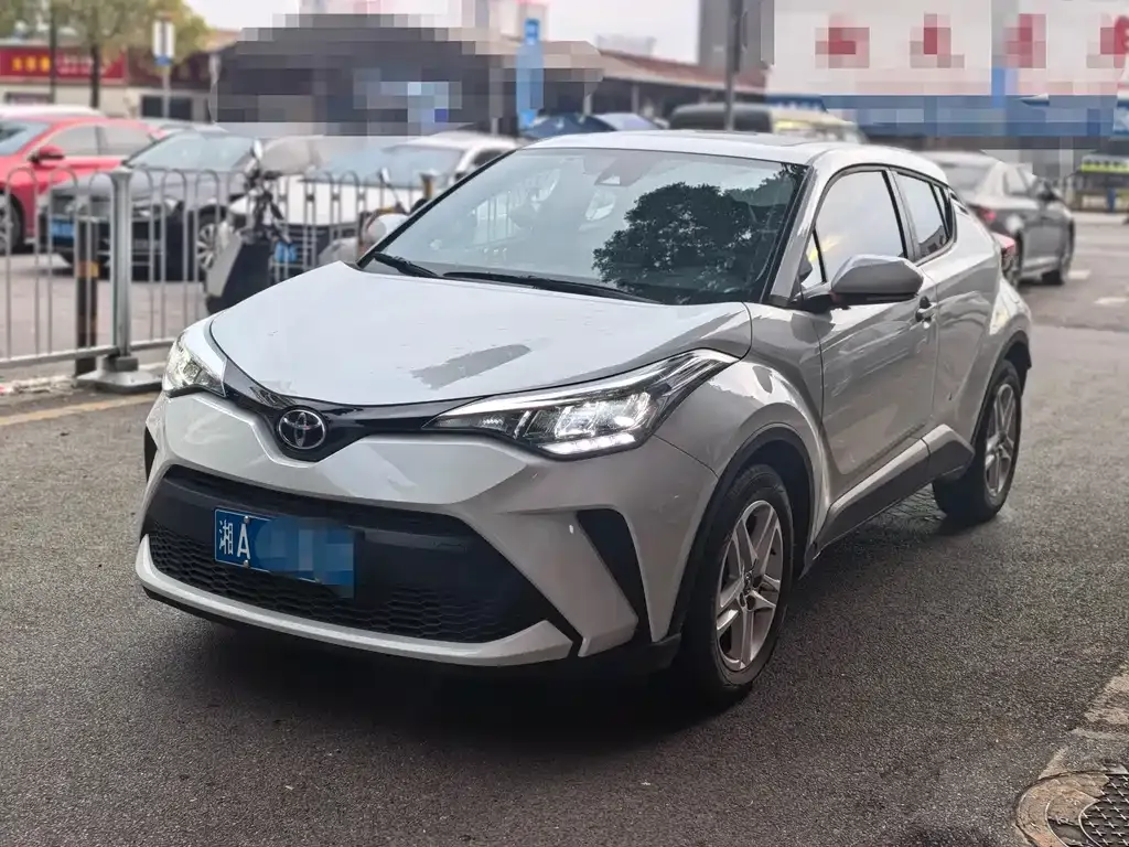 Toyota C-HR 2023 из CN, фото 1