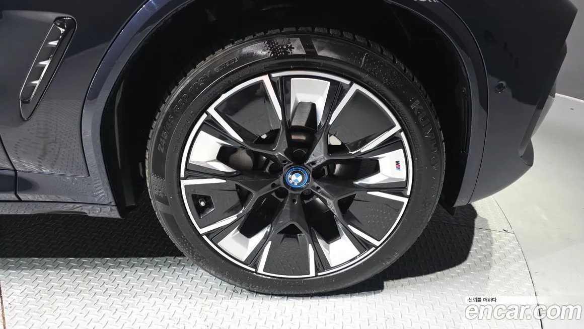 BMW iX3 2023 из KR, фото 4