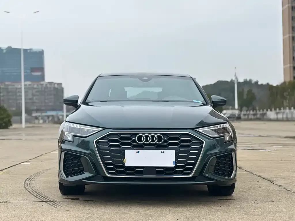 Audi A3 2023 из CN, фото 10