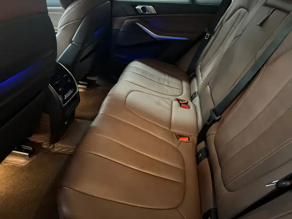 BMW X5 (Import) — фото 3