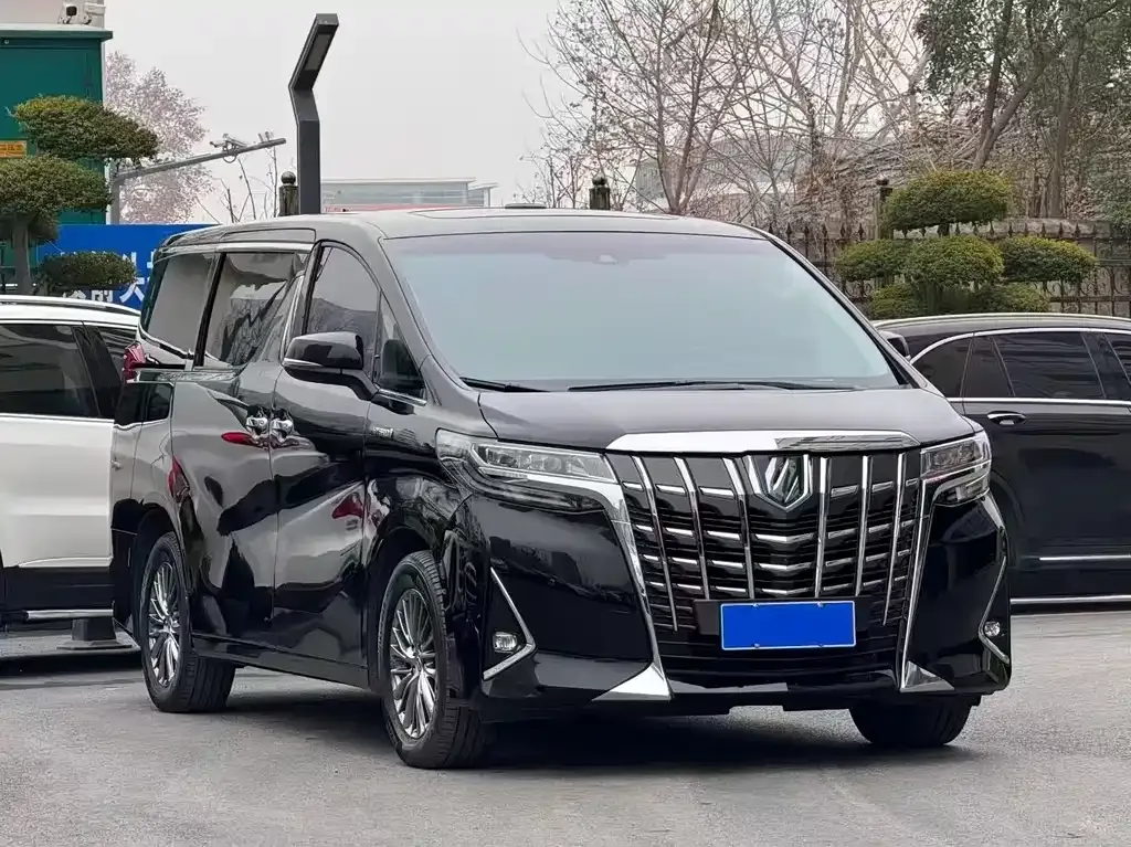 Toyota Alphard 2023 из CN, фото 5