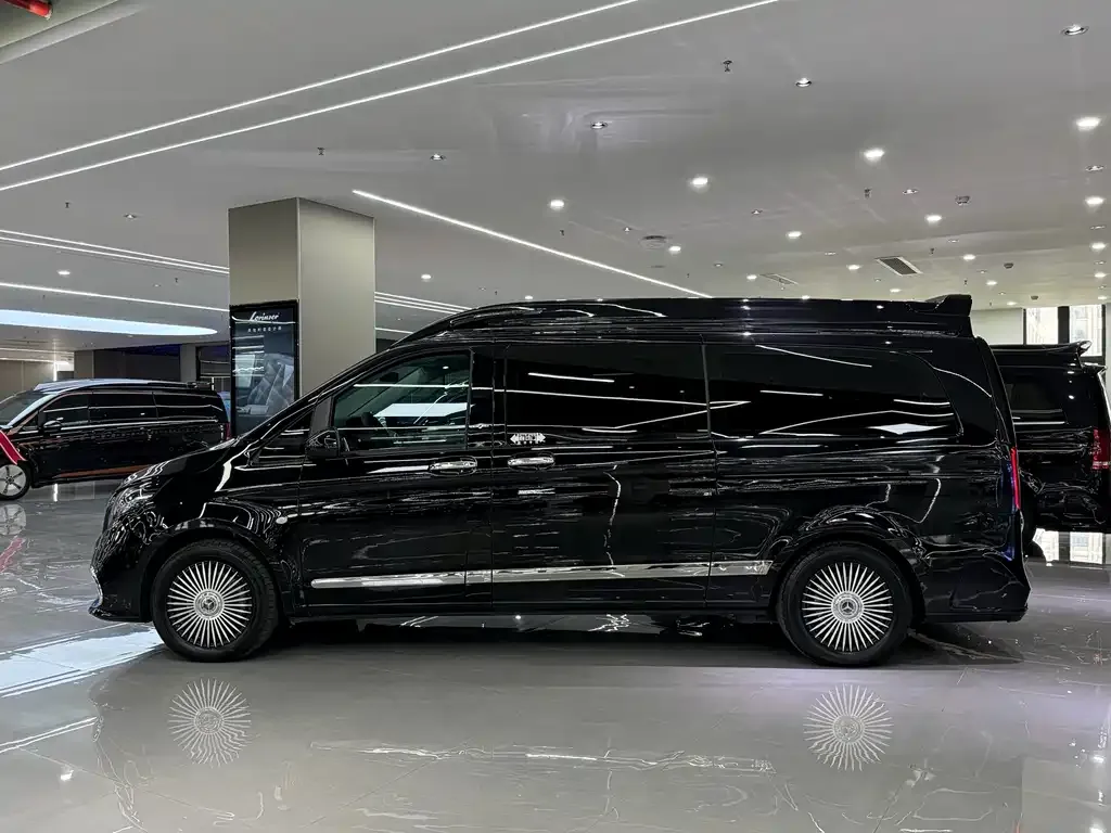 Mercedes-Benz Vito 2023 из CN, фото 8