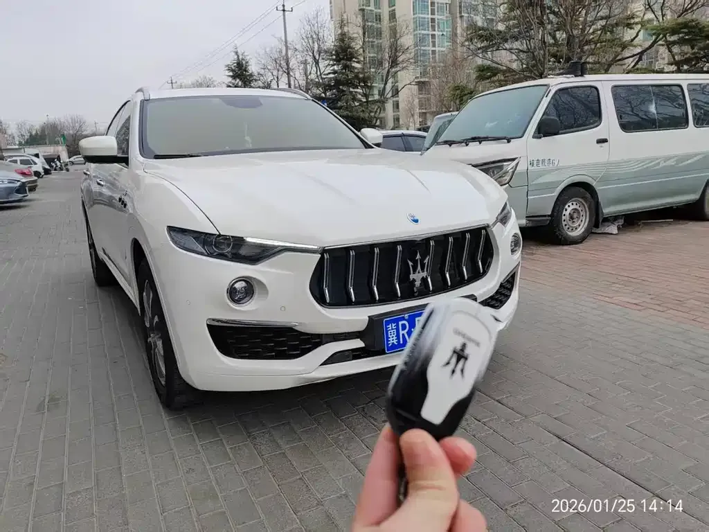 Maserati Levante 2024 из CN, фото 6