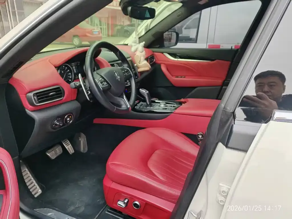 Maserati Levante 2024 из CN, фото 4