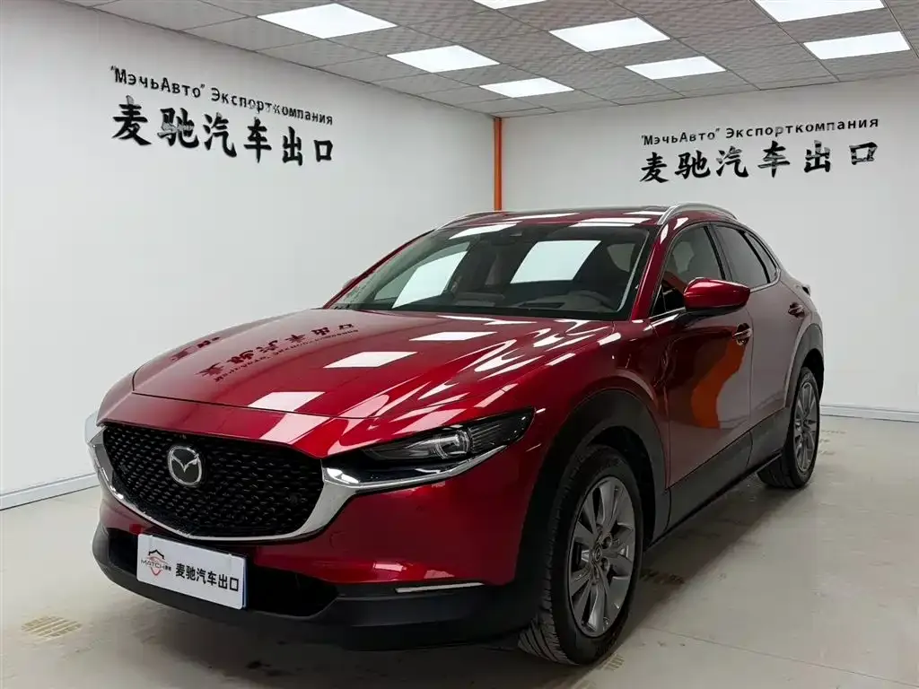 Mazda CX-30 — фото 1