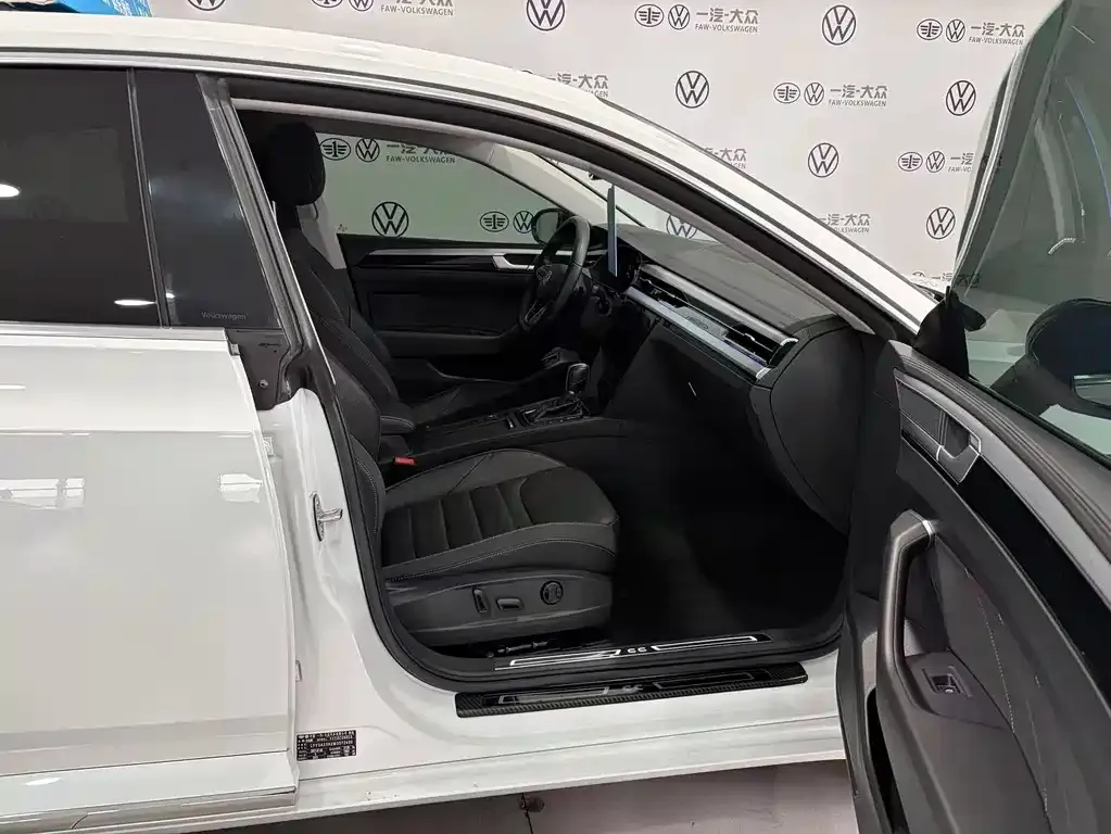Volkswagen CC 2021 из CN, фото 10