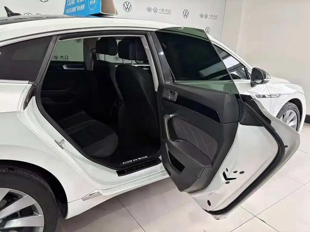 Volkswagen CC 2021 из CN, фото 9