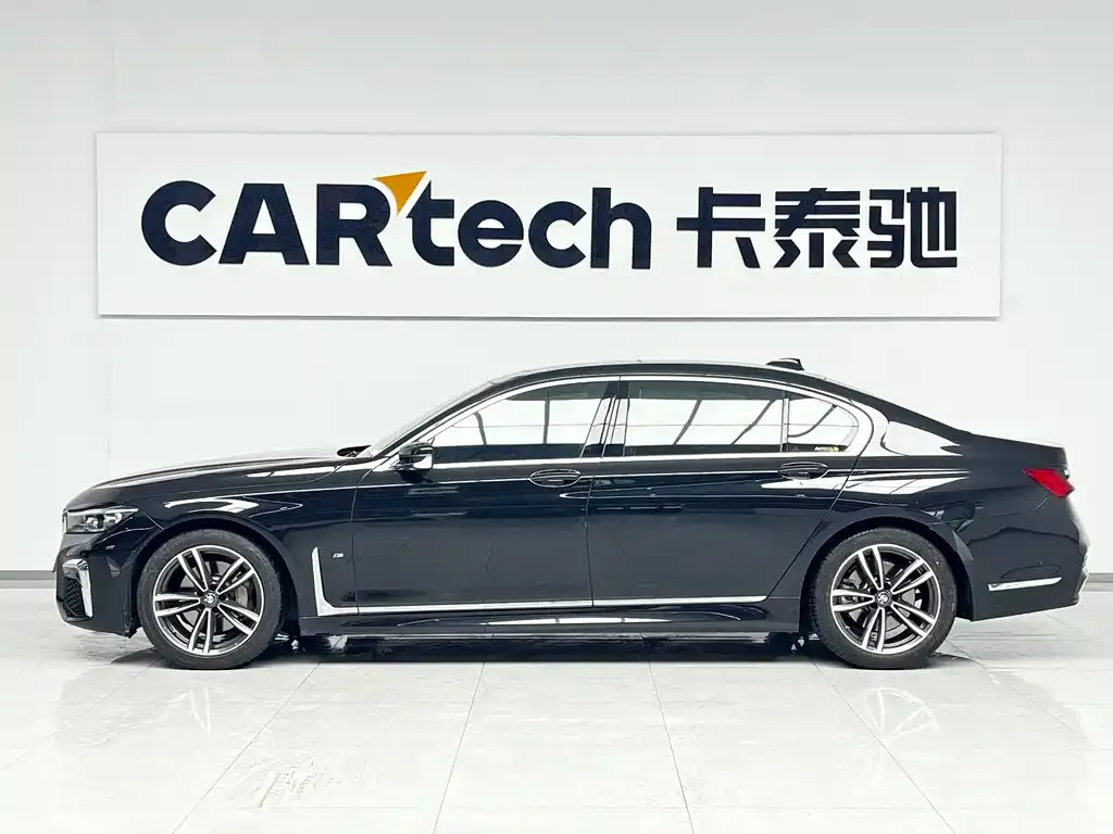 BMW 7 Series 2021 из CN, фото 3