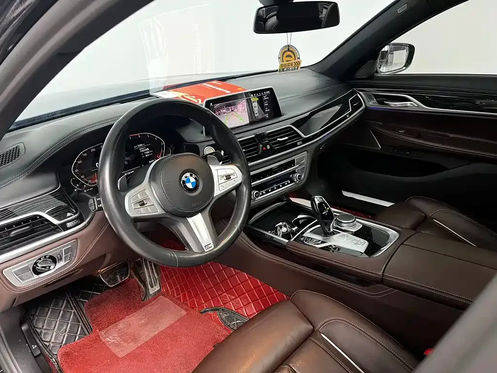 BMW 7 Series 2021 из CN, фото 9