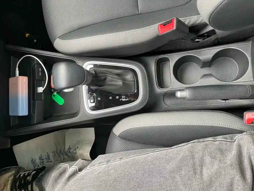 Kia KX1 2022 из CN, фото 8