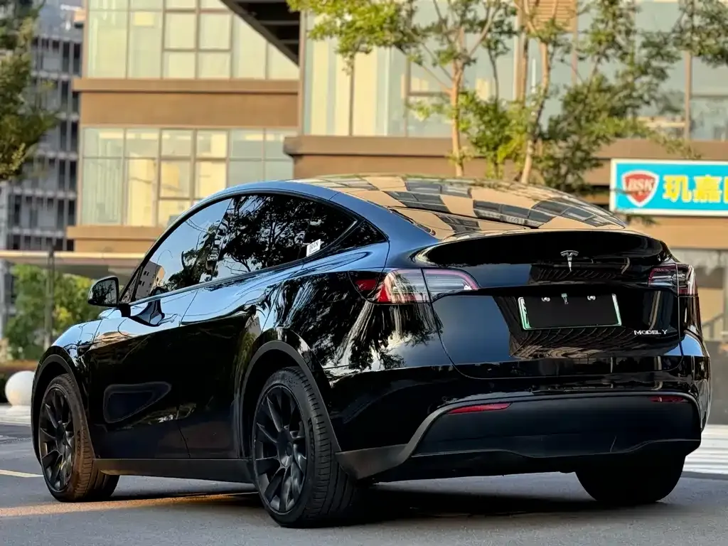 Tesla Model Y 2022 из CN, фото 10