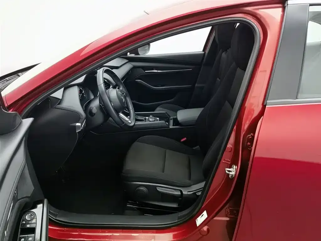 Mazda 3 Axela 2022 из CN, фото 8
