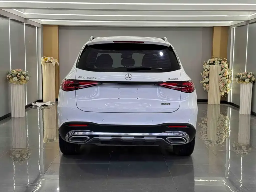 Mercedes-Benz GLC — фото 6