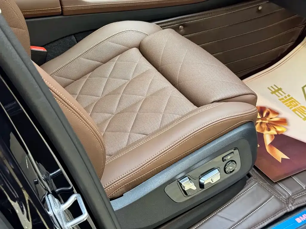 BMW X7 2024 из CN, фото 6