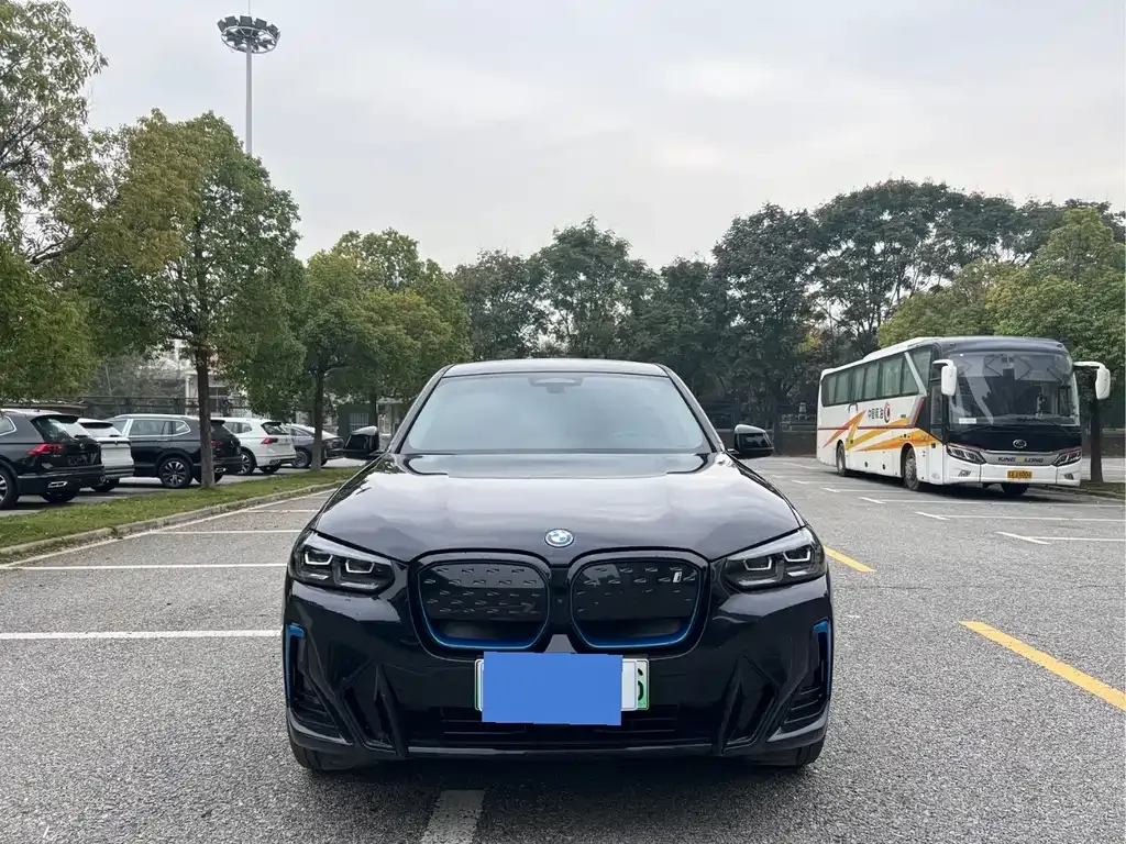 BMW iX3 2022 из CN, фото 2