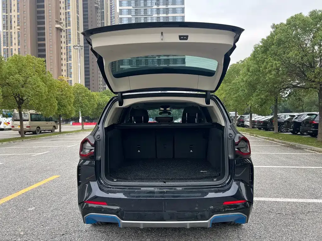 BMW iX3 2022 из CN, фото 8