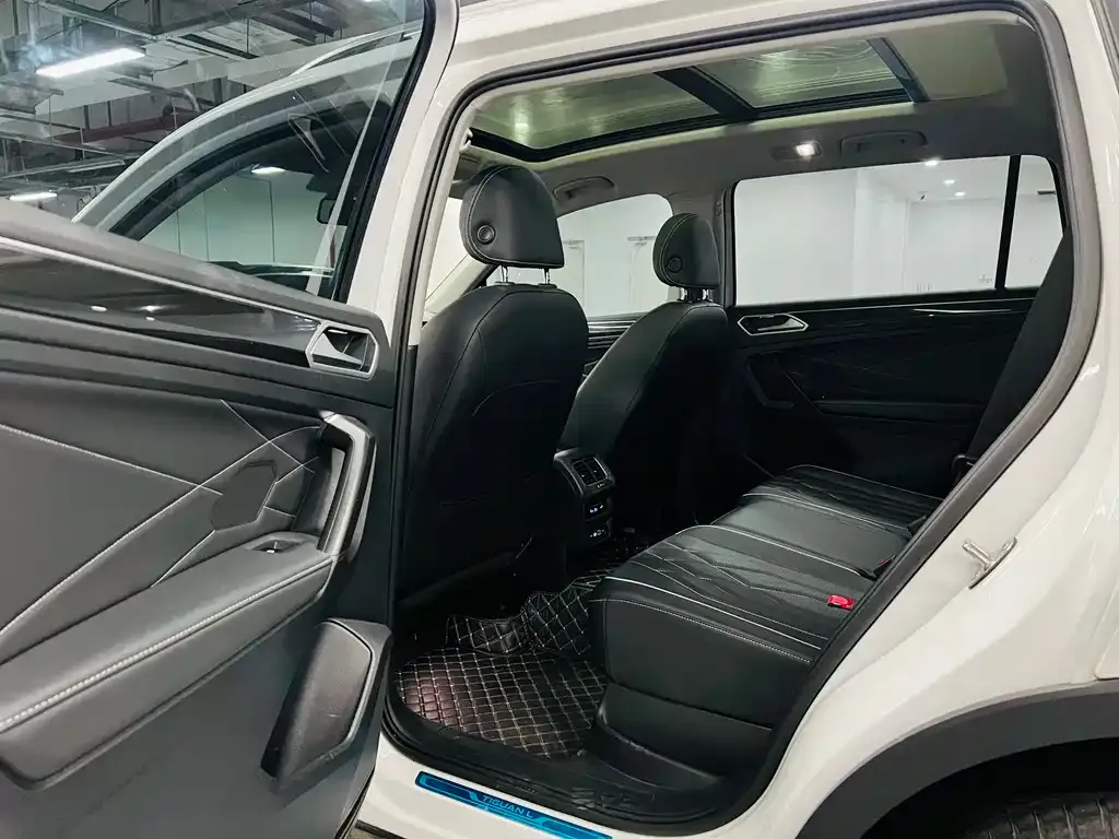 Volkswagen Tiguan L 2023 из CN, фото 5