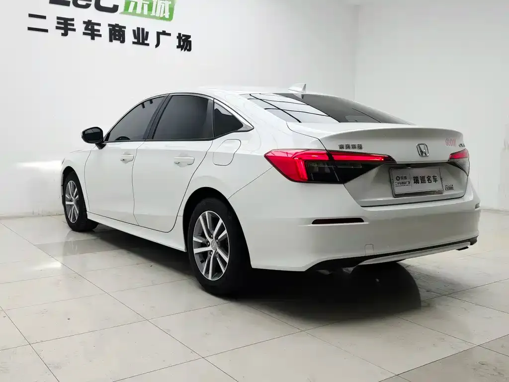 Honda Civic — фото 4