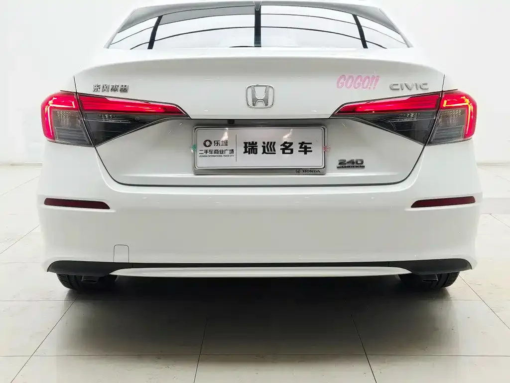 Honda Civic — фото 3