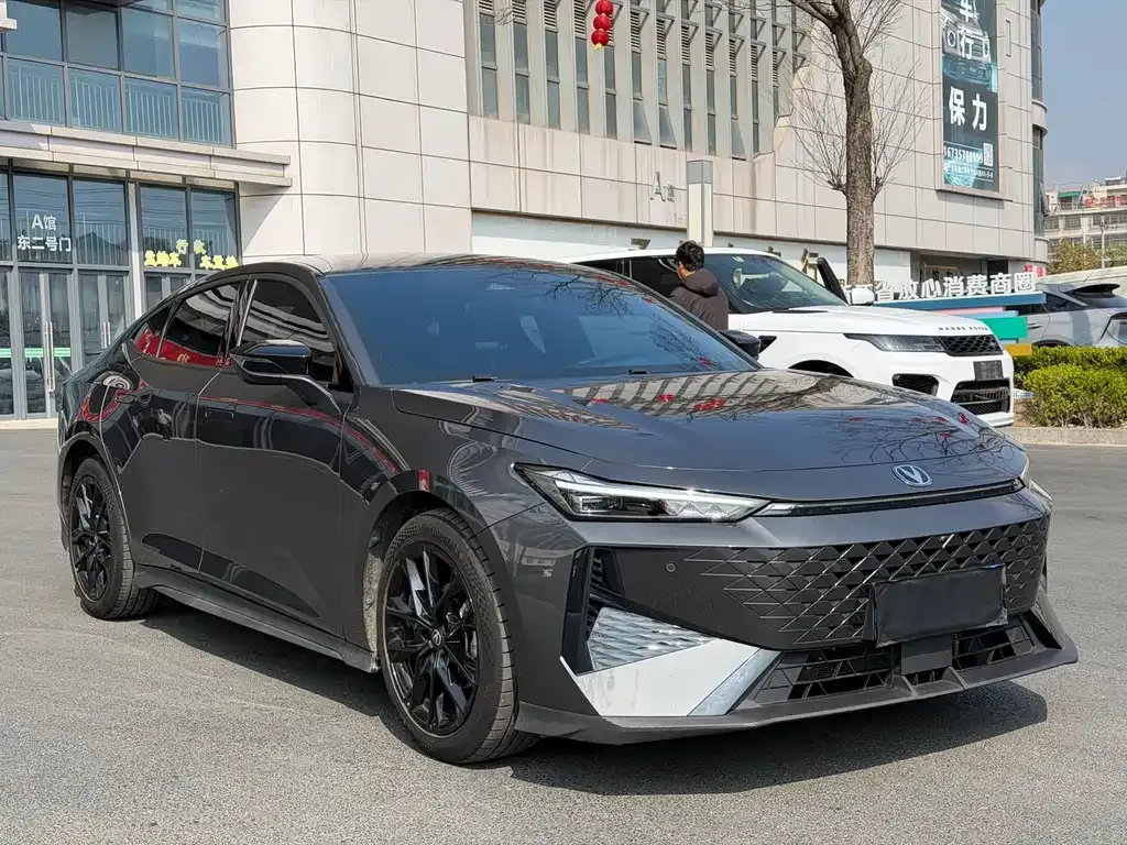 Changan UNI-V 2025 из CN, фото 1