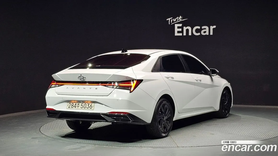 Hyundai AVANTE — фото 2