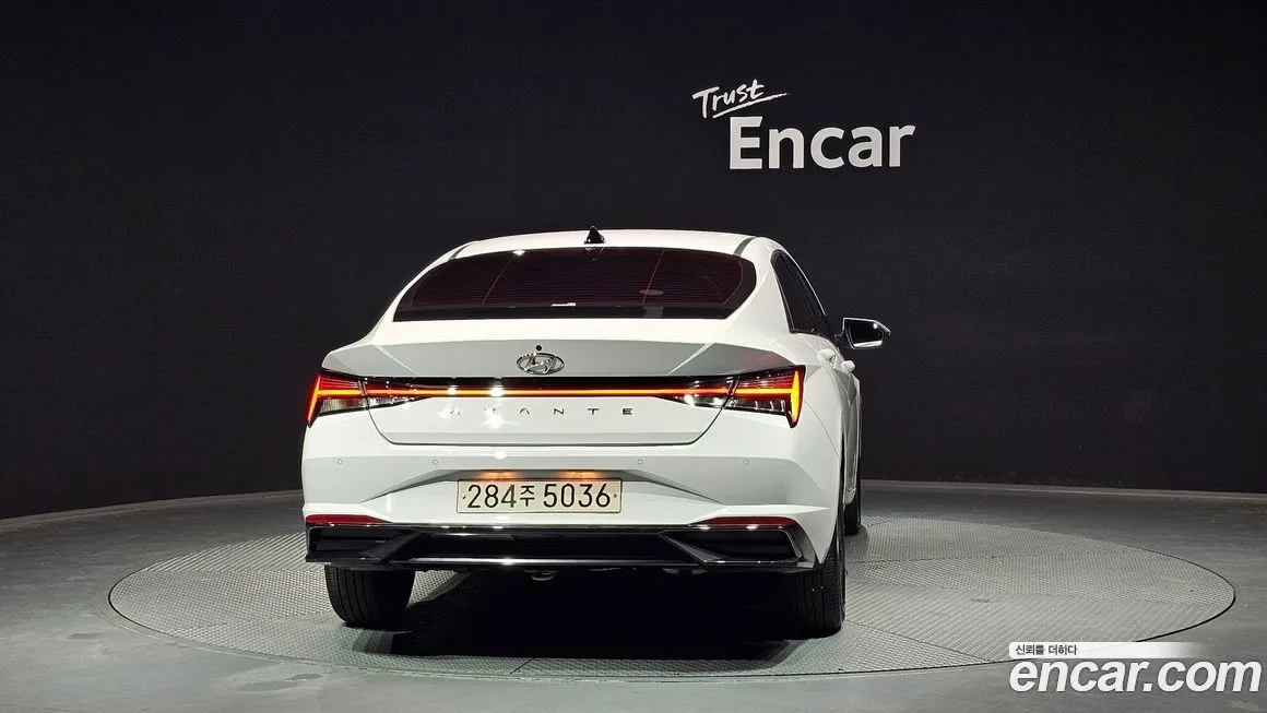 Hyundai AVANTE — фото 8