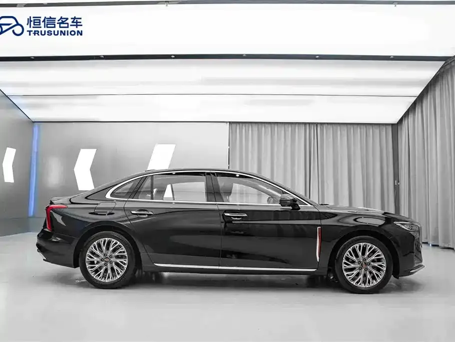 Hongqi H5 — фото 9