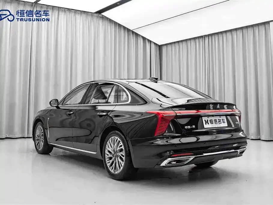 Hongqi H5 — фото 5