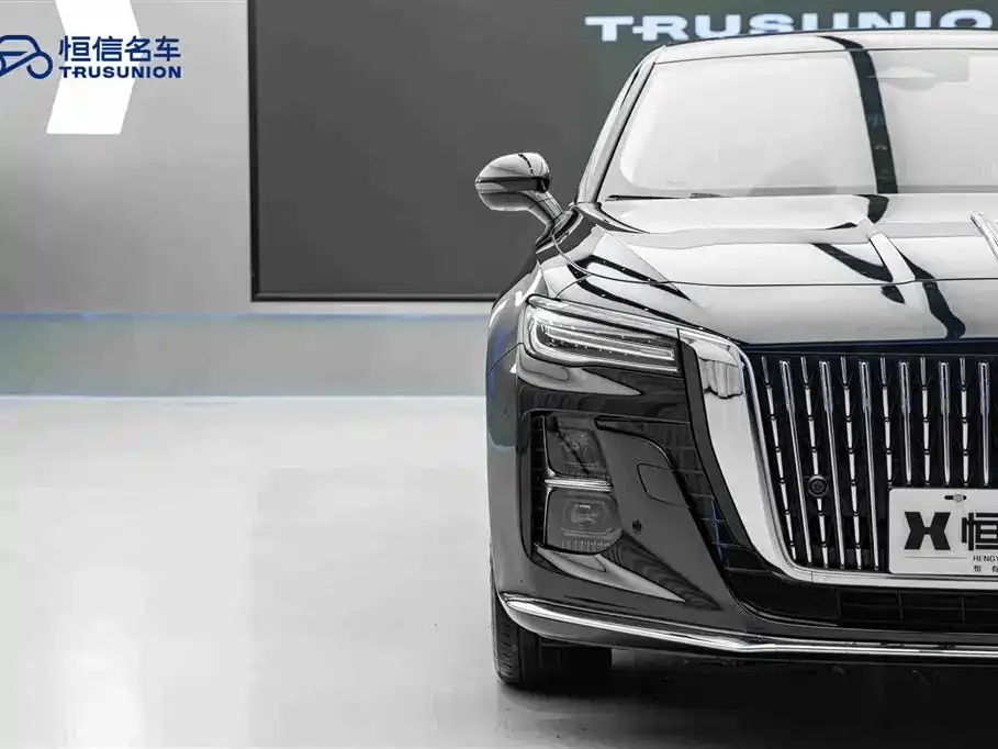Hongqi H5 — фото 6