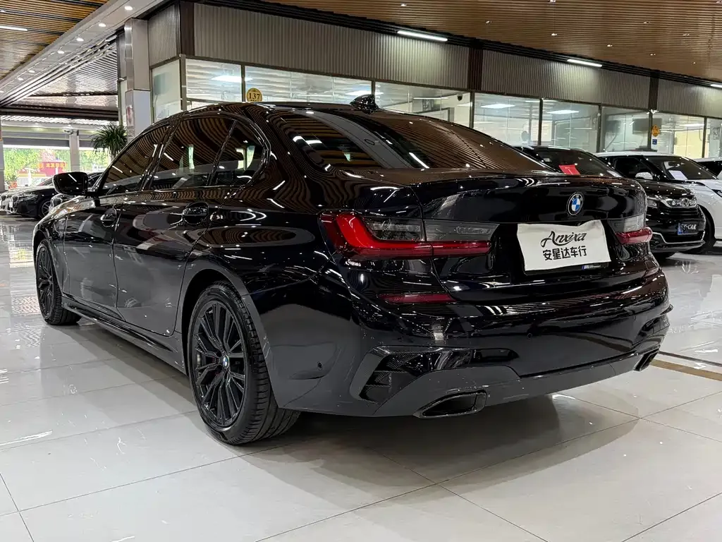 BMW 3 Series 2022 из CN, фото 9