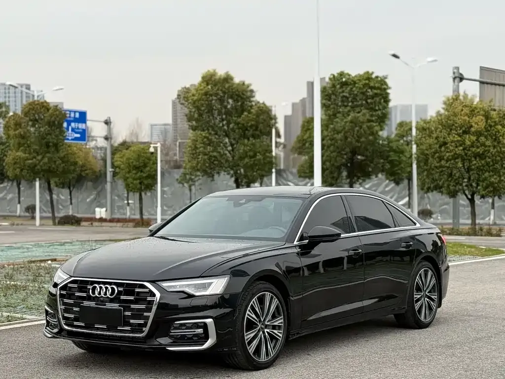 Audi A6L — фото 7