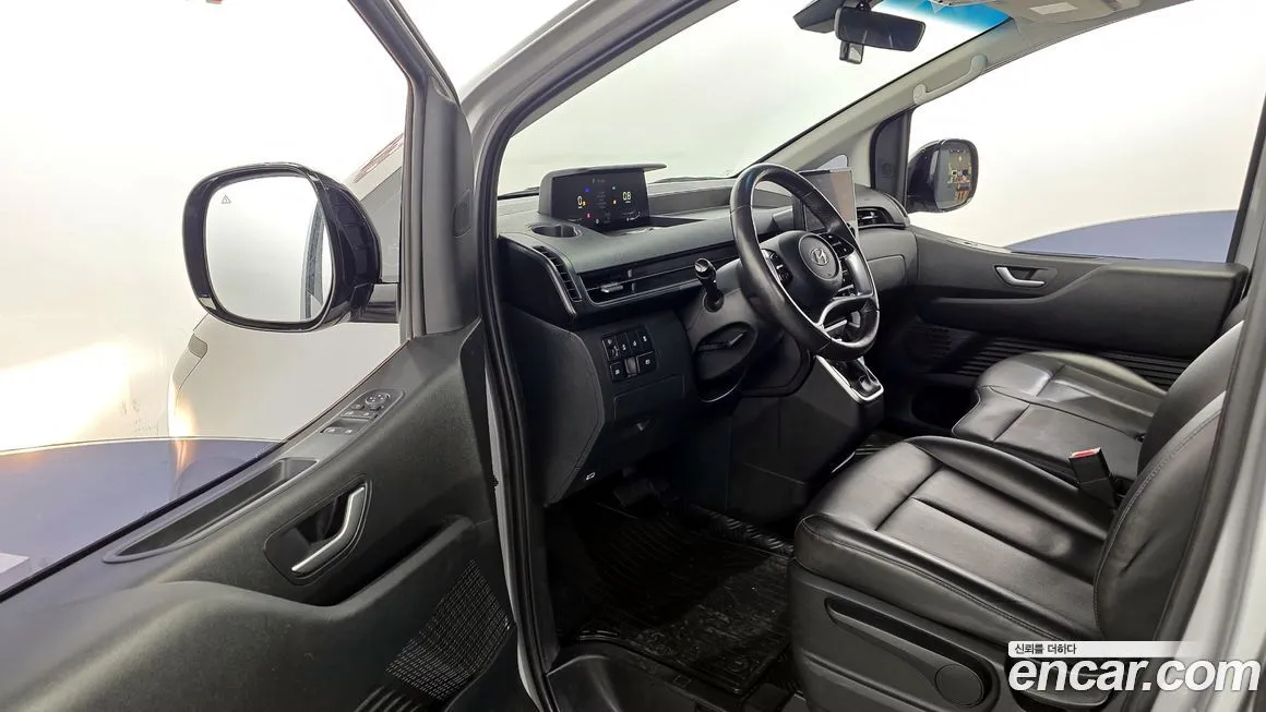 Hyundai Staria 2023 из KR, фото 4