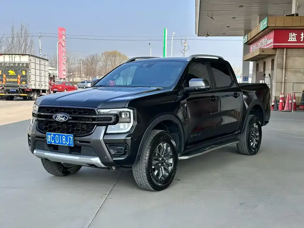 Ford Ranger — фото 1