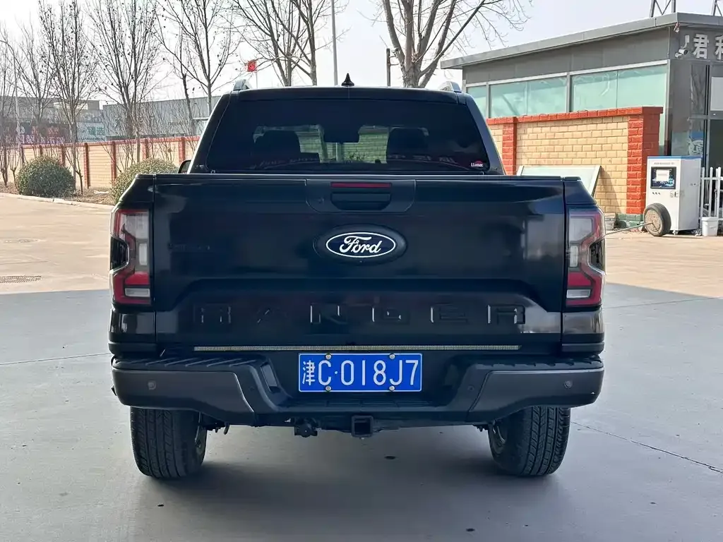 Ford Ranger — фото 9