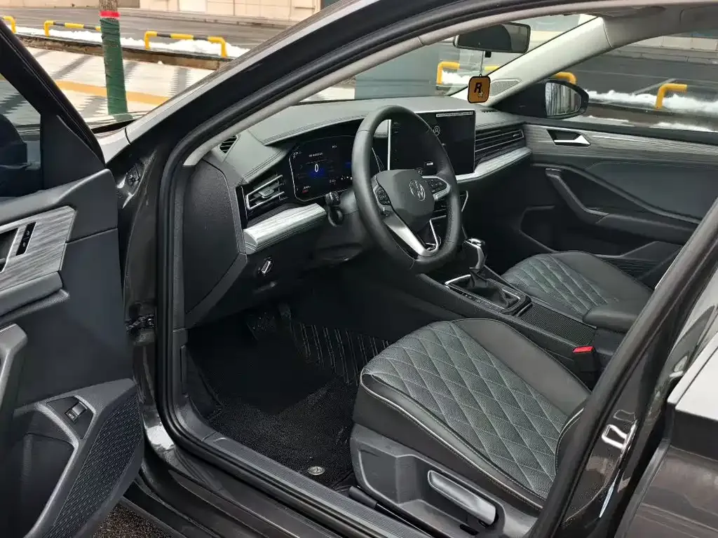 Volkswagen Sagitar 2024 из CN, фото 7