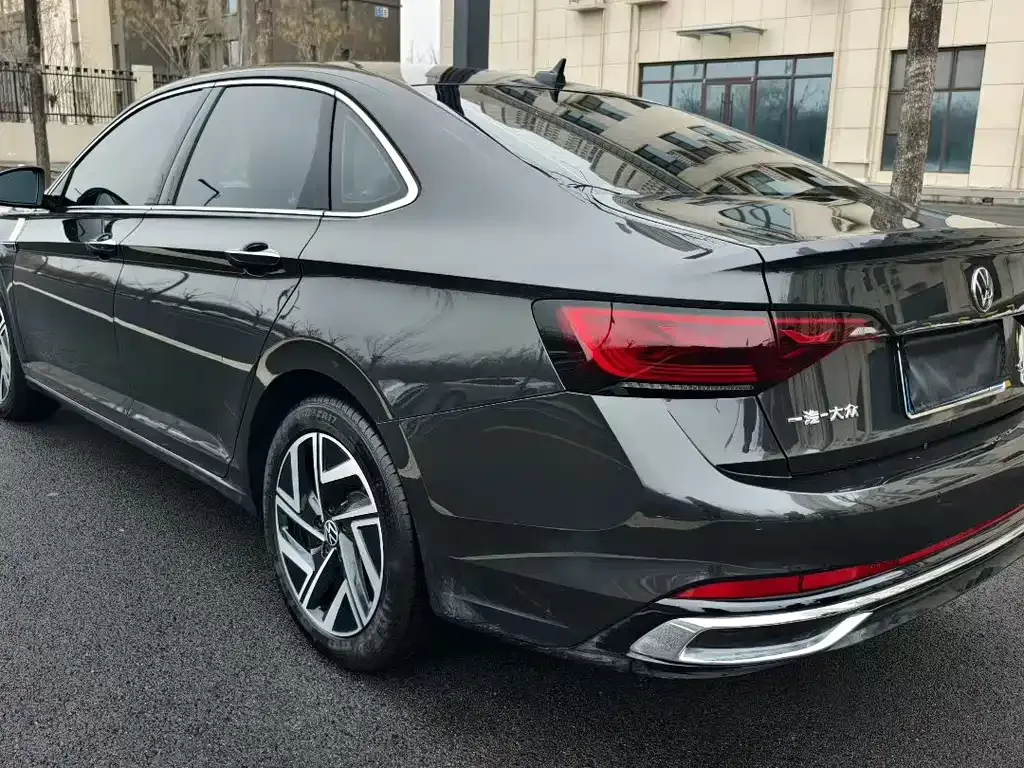 Volkswagen Sagitar 2024 из CN, фото 9