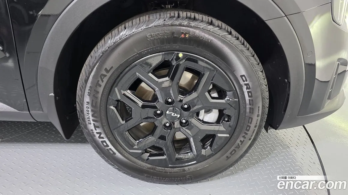 Kia Sorento — фото 9